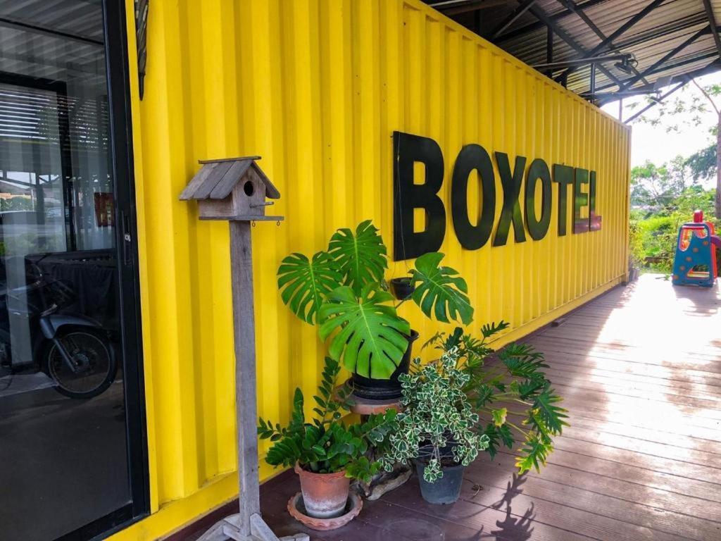 Boxotel Ban Nong Chik  Exterior photo